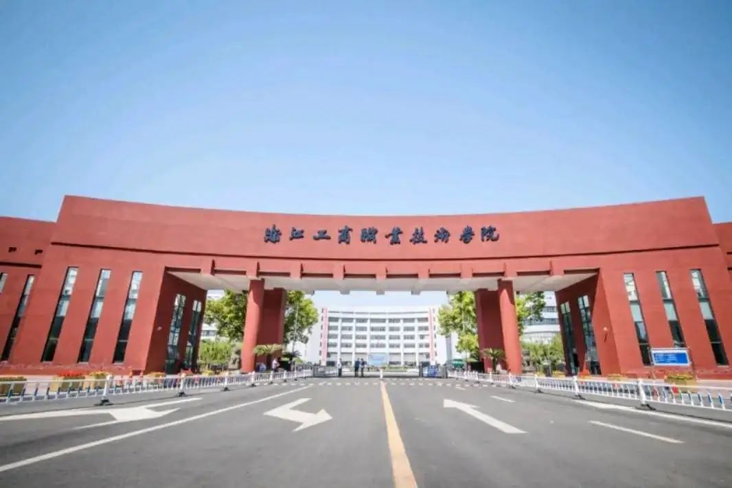 1703156401130938.jpg 640 (9).jpg